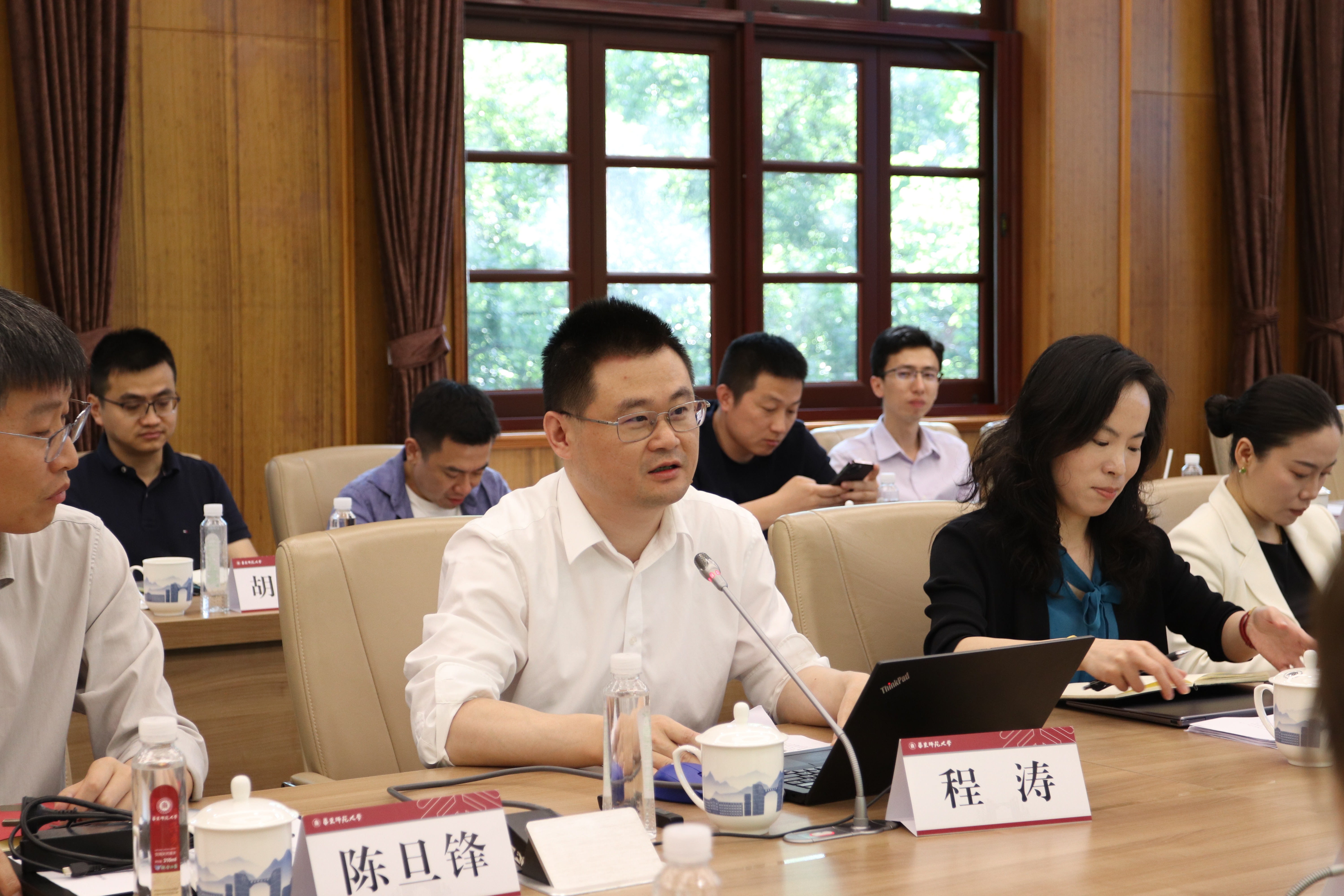上海市委研究室办公室副主任程涛作专题辅导报告(1).JPG